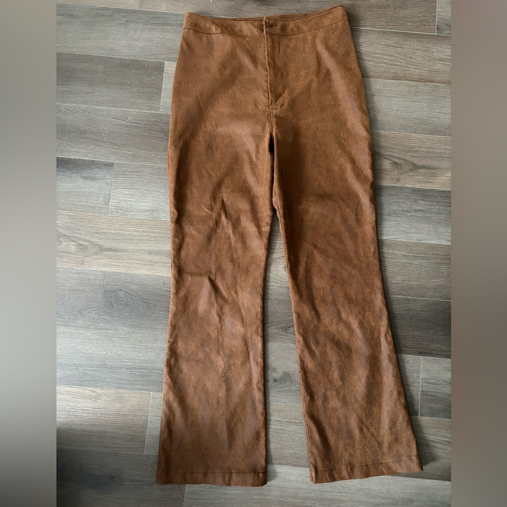 Brown leather pant